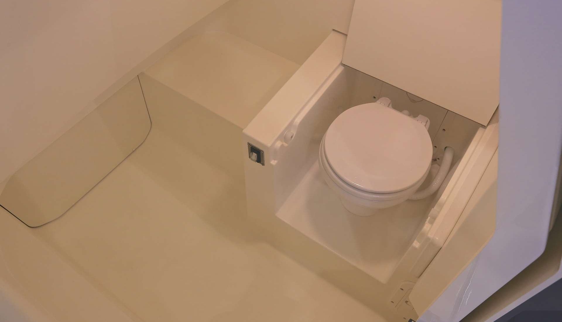 tn_TE 800_8 WC